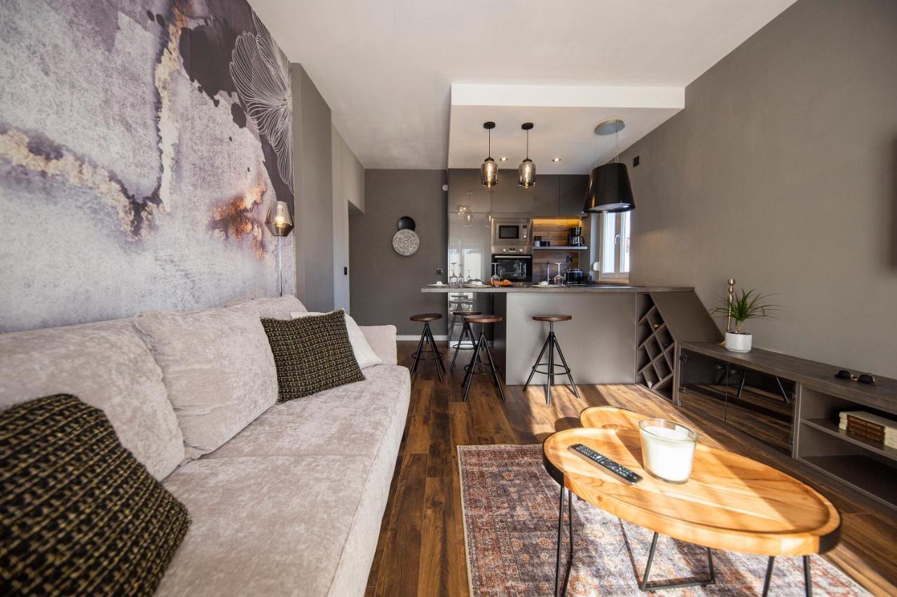 Apartment Dorotea'S Place ซาดาร์ ภายนอก รูปภาพ